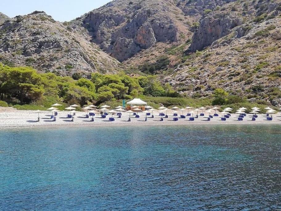 Smaragdas Paradise İdra Dış mekan fotoğraf
