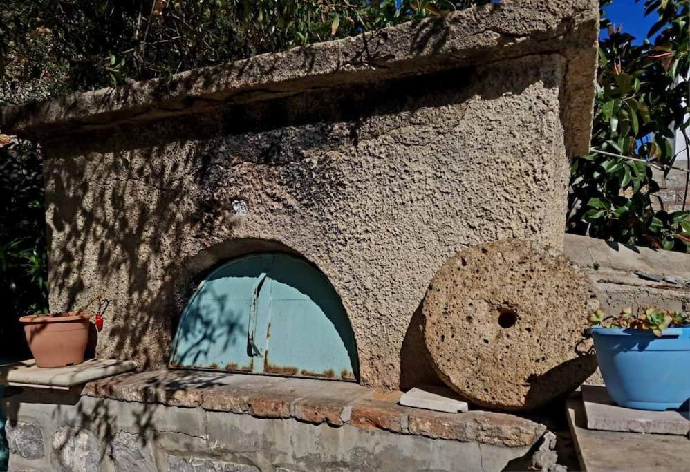 Smaragdas Paradise İdra Dış mekan fotoğraf